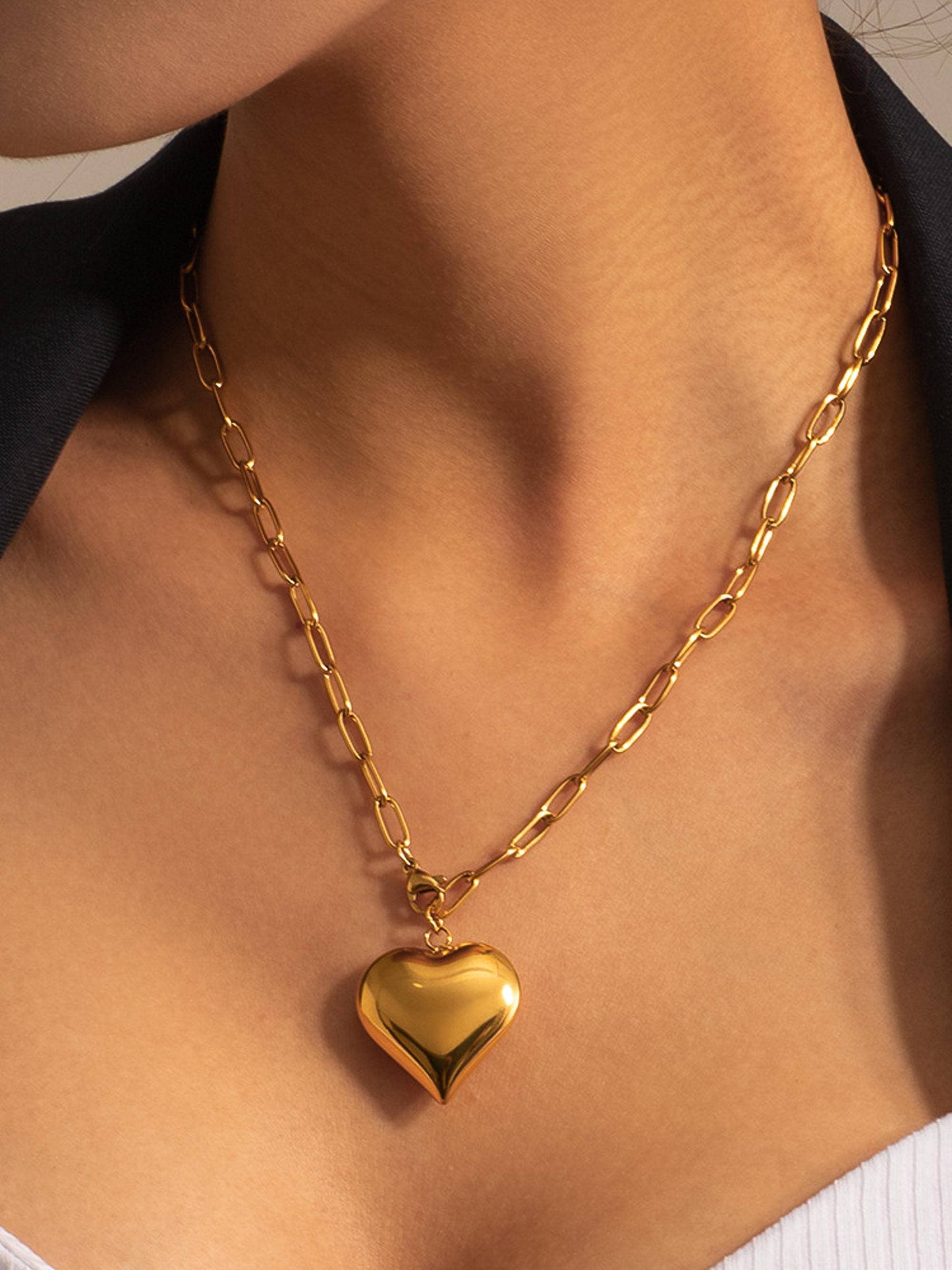 Paris 18K Gold Non-Tarnish Large Heart Chain Necklace