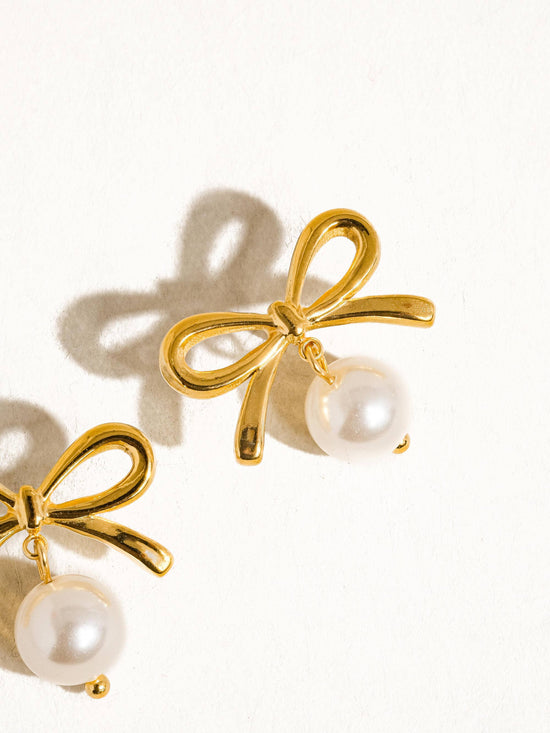 Aleah 18K Gold Non-Tarnish Bow Pearl Earring