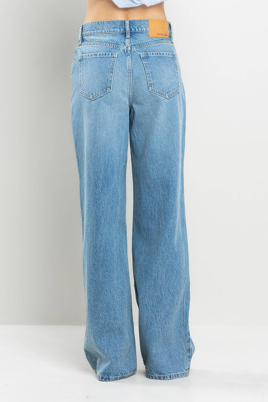 HIGH RISE WIDE LEG JEANS IN MEDIUM LIGHT